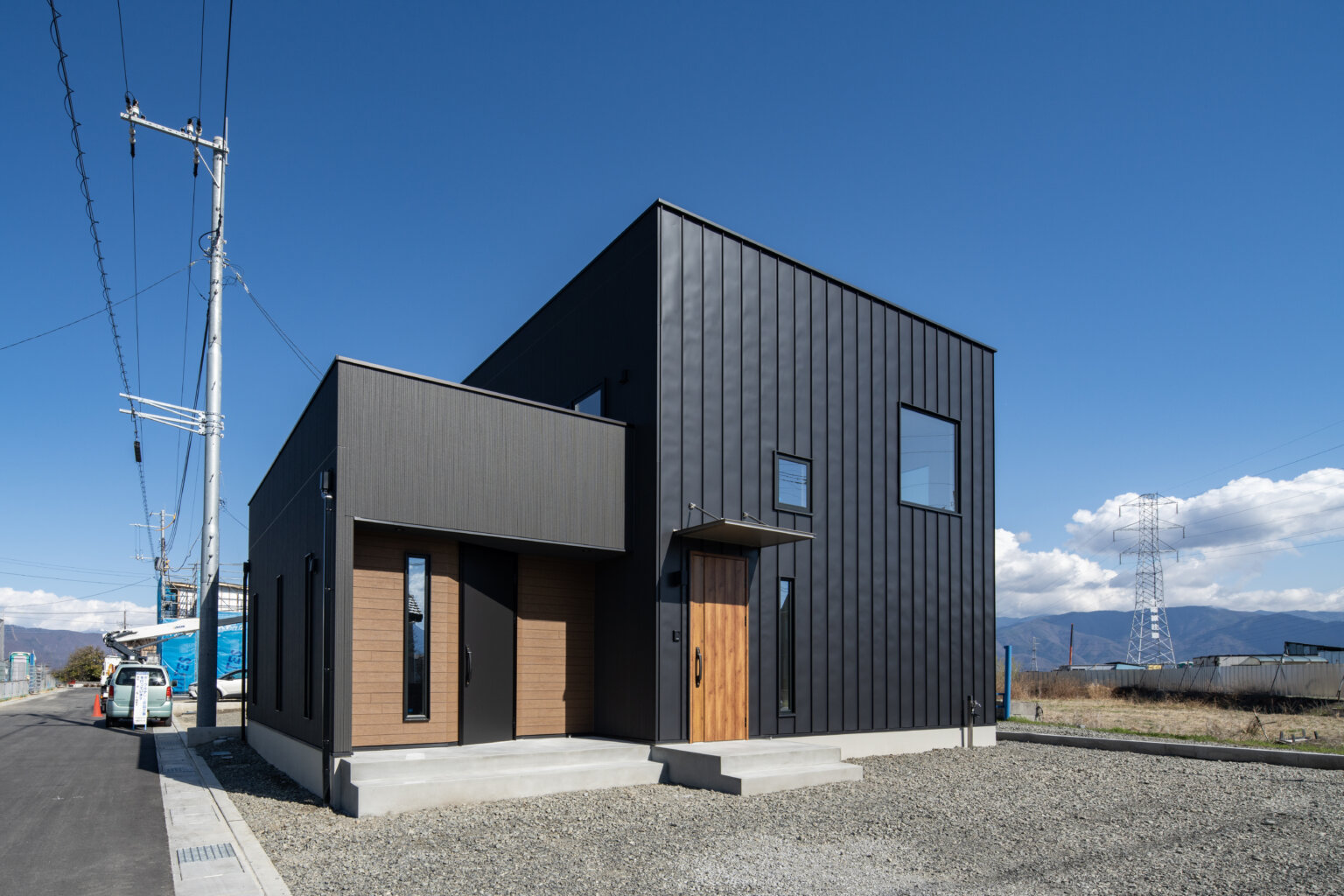 片流れ屋根のメリット・デメリットは？施工事例からみる外観デザインのポイントについても - 【山梨県の注文住宅なら入沢工務店へ】想いを大切にした家づくり