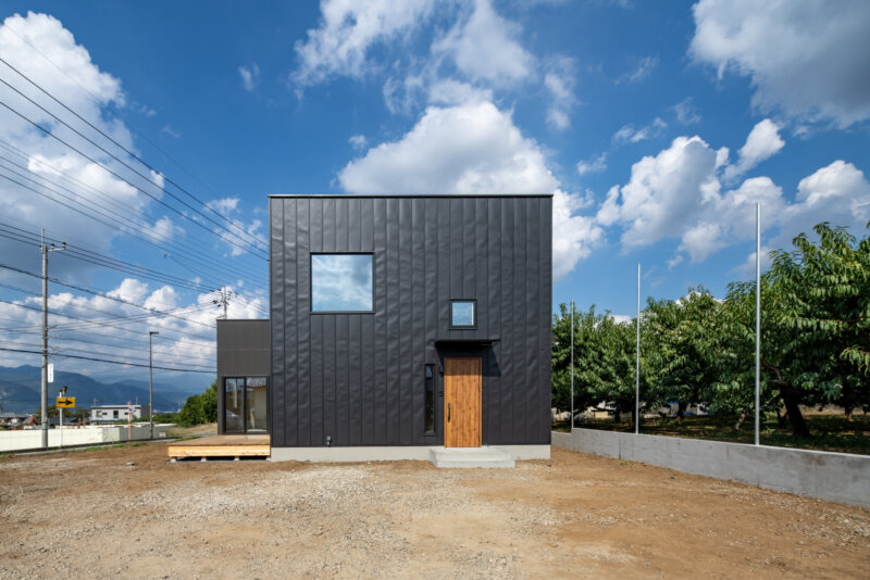 山梨県笛吹市注文住宅｜おしゃれでおすすめの工務店施工事例の写真1